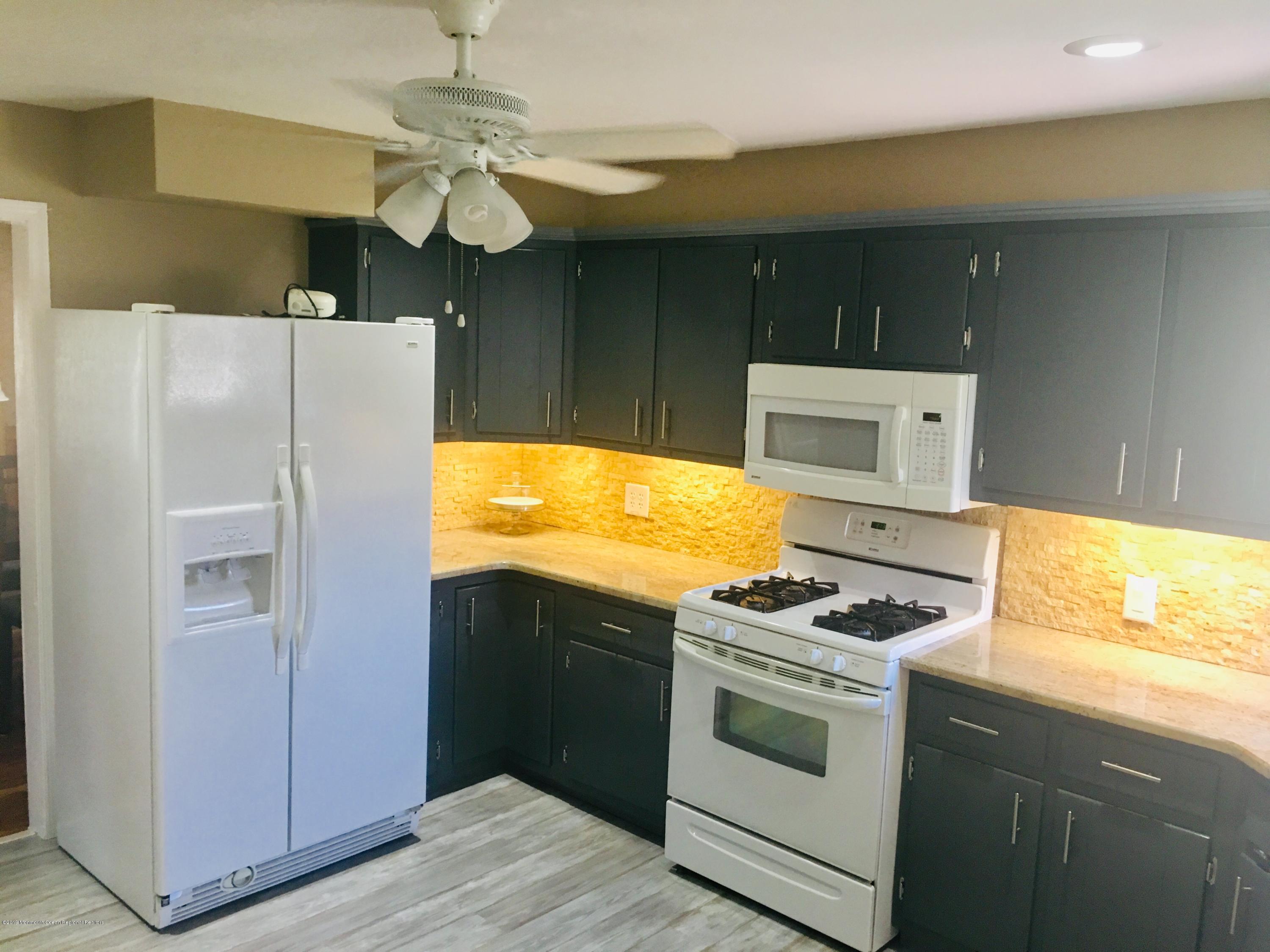 97 Cedar Grove Road Toms River, NJ 08753 - Photo 11 of 31 FE654AF6-D31D-48A8-9F57-BB966DF00271