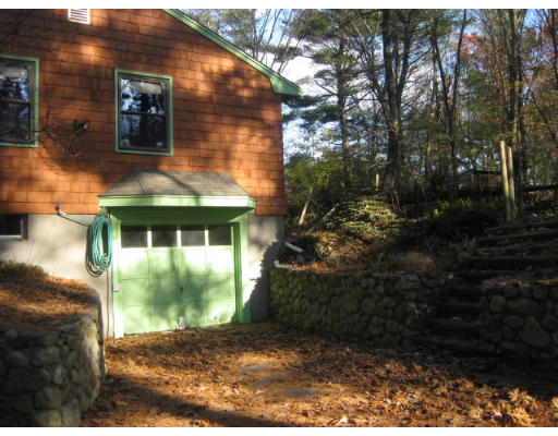 104 Concord Road Chelmsford, MA 01824 - Photo 2 of 9