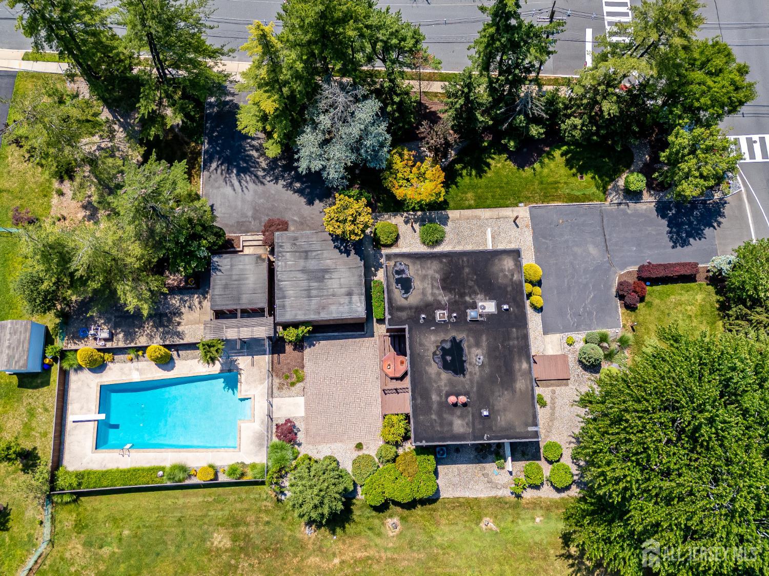 34 Henderson Road Kendall Park, NJ 08824 - Photo 51 of 56