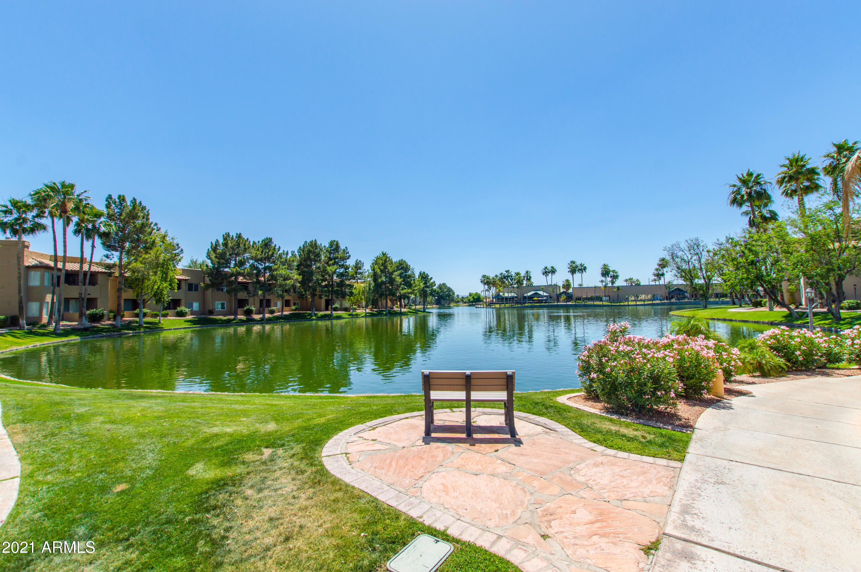 1825 West Ray Road, Unit 2090 Chandler, AZ 85224 - Photo 21 of 24 21 Lake