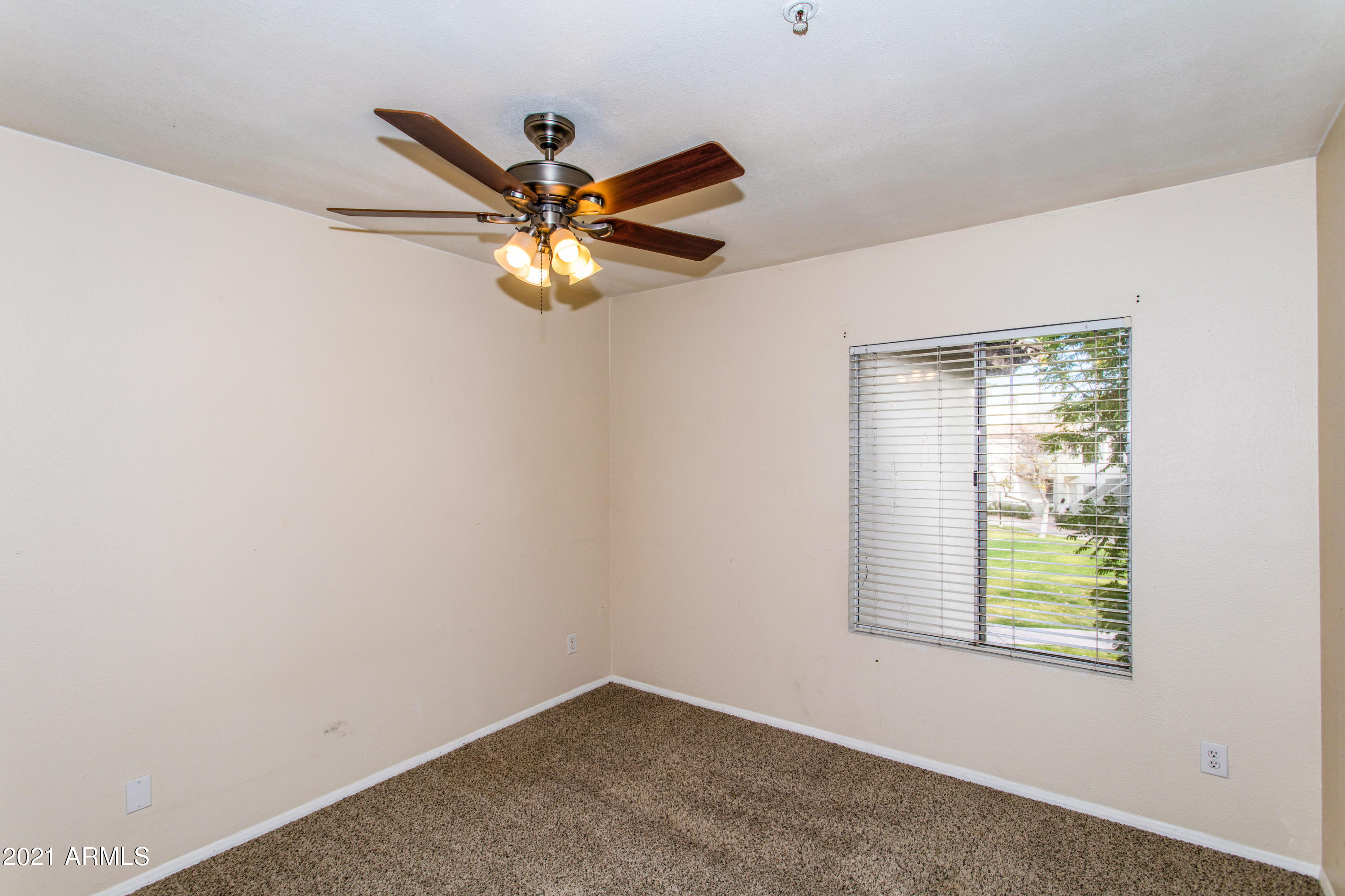 1825 West Ray Road, Unit 2090 Chandler, AZ 85224 - Photo 10 of 24 10 Master Bedroom