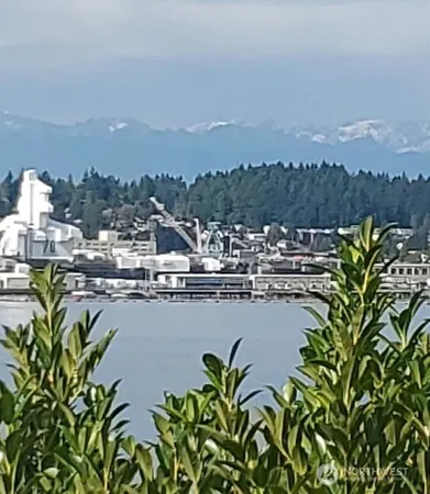 $614,900 | 329 Perry Avenue North, Port Orchard, WA 98366