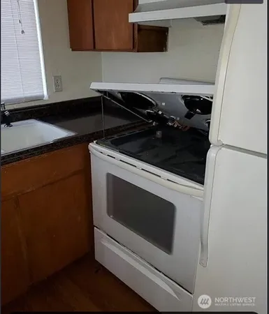 $614,900 | 329 Perry Avenue North, Port Orchard, WA 98366