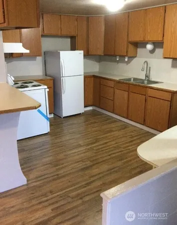 $614,900 | 329 Perry Avenue North, Port Orchard, WA 98366