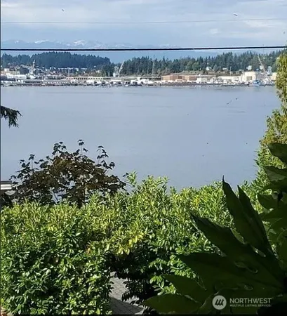 $614,900 | 329 Perry Avenue North, Port Orchard, WA 98366