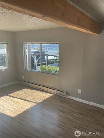 $614,900 | 329 Perry Avenue North, Port Orchard, WA 98366