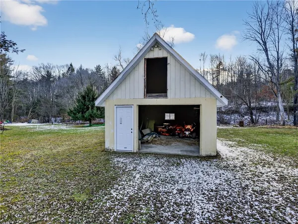 $225,000 | 441 Chambers Road, Catlin, NY 14845