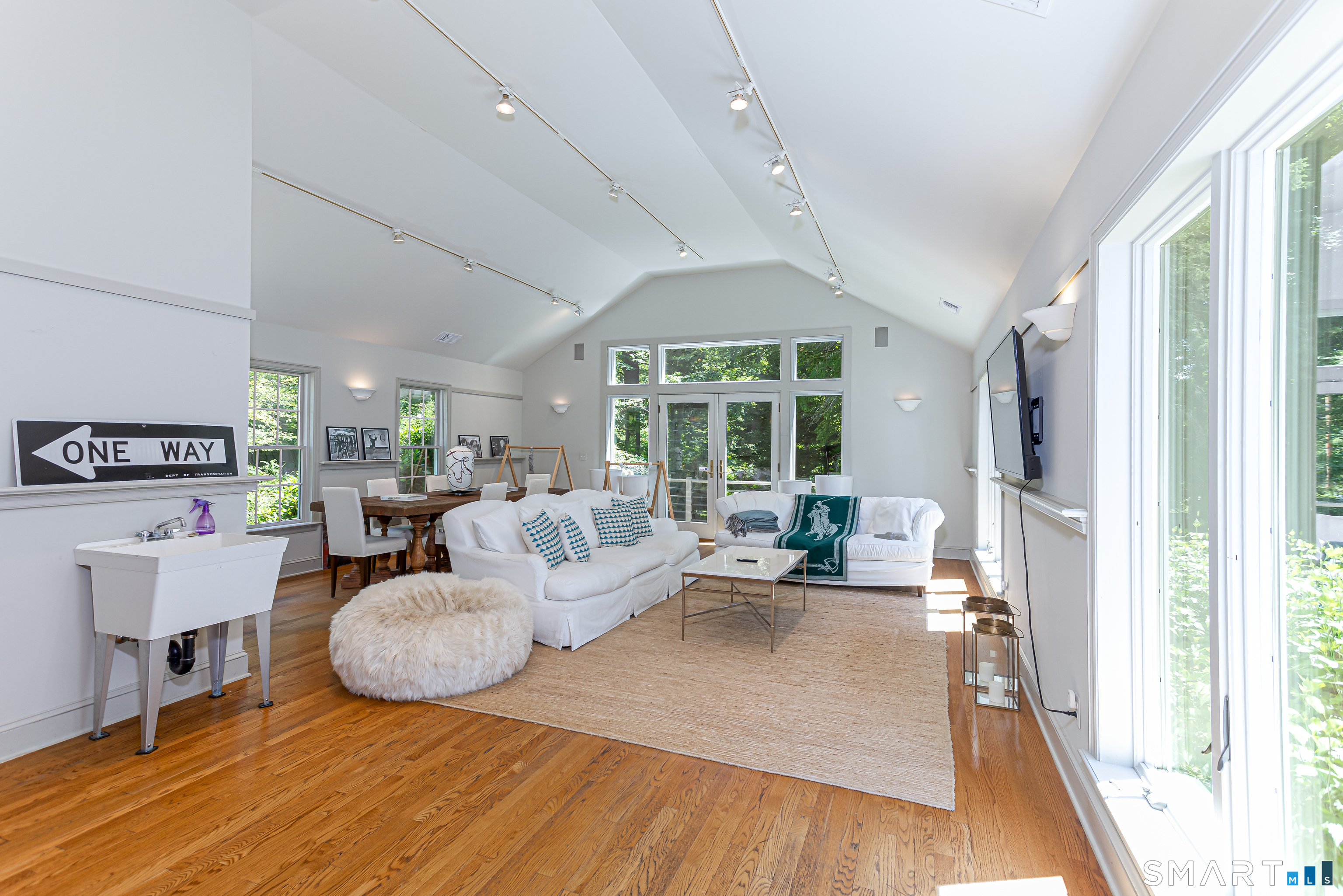 896 Westport Road Easton, CT 06612 - Photo 9 of 33