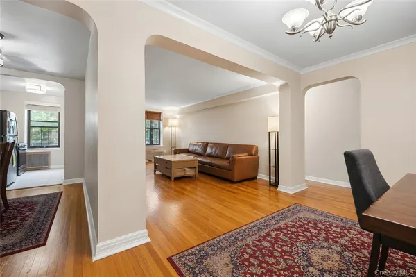 $519,000 | 67-35 Yellowstone Boulevard, Unit 2B | Forest Hills