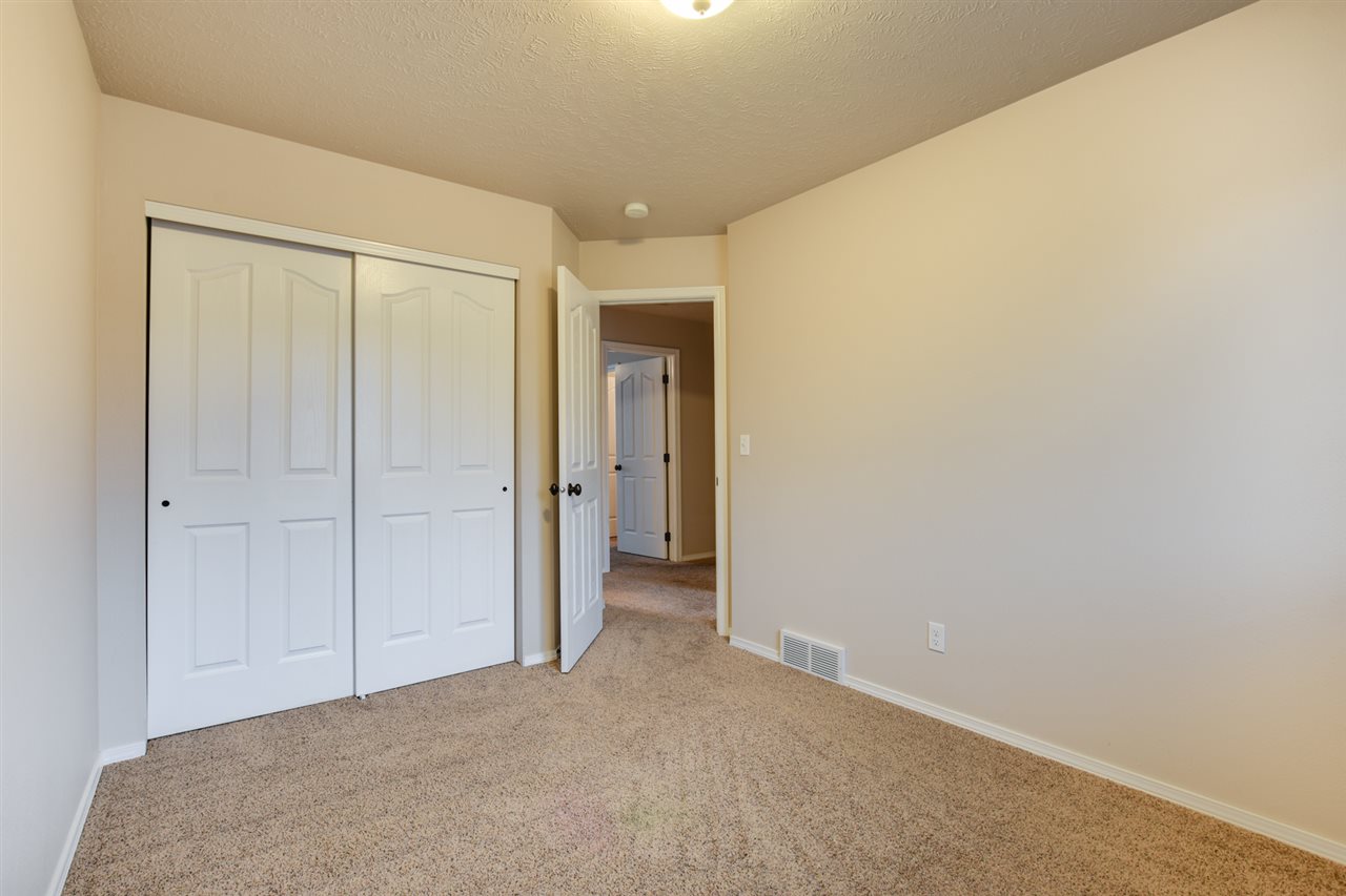 4039 South Bates Road Spokane Valley, WA 99206 - Photo 13 of 20 Gallery Image 13