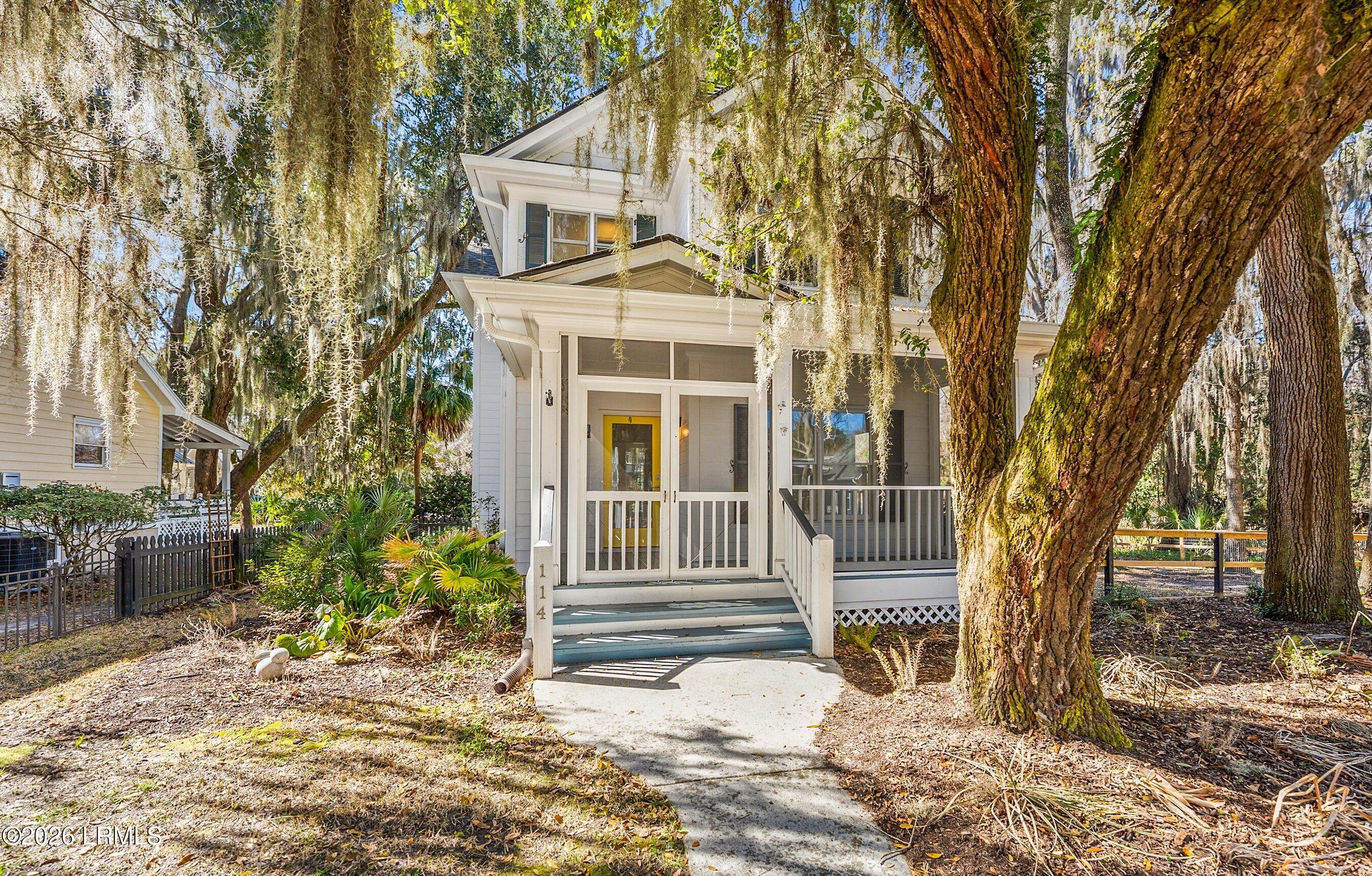 114 Prescott Drive Beaufort, SC 29902 - Photo 2 of 65 DSC04894-30-1.jpg-SMALL