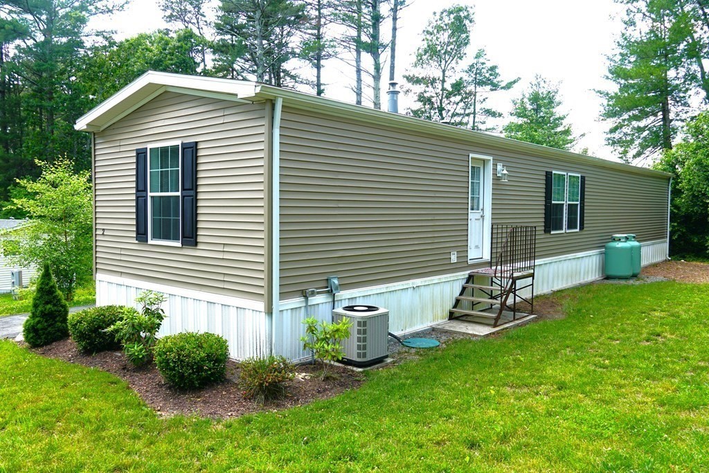 2 Timber Lane Wareham, MA 02571 - Photo 4 of 21
