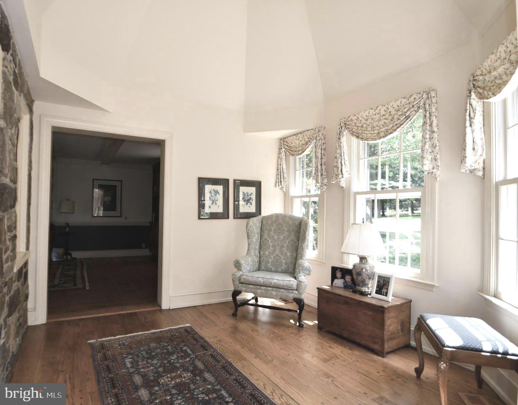 2161 Paper Mill Road Huntingdon Valley, PA 19006 - Photo 25 of 56 Solarium/Music Room/Sitting Room