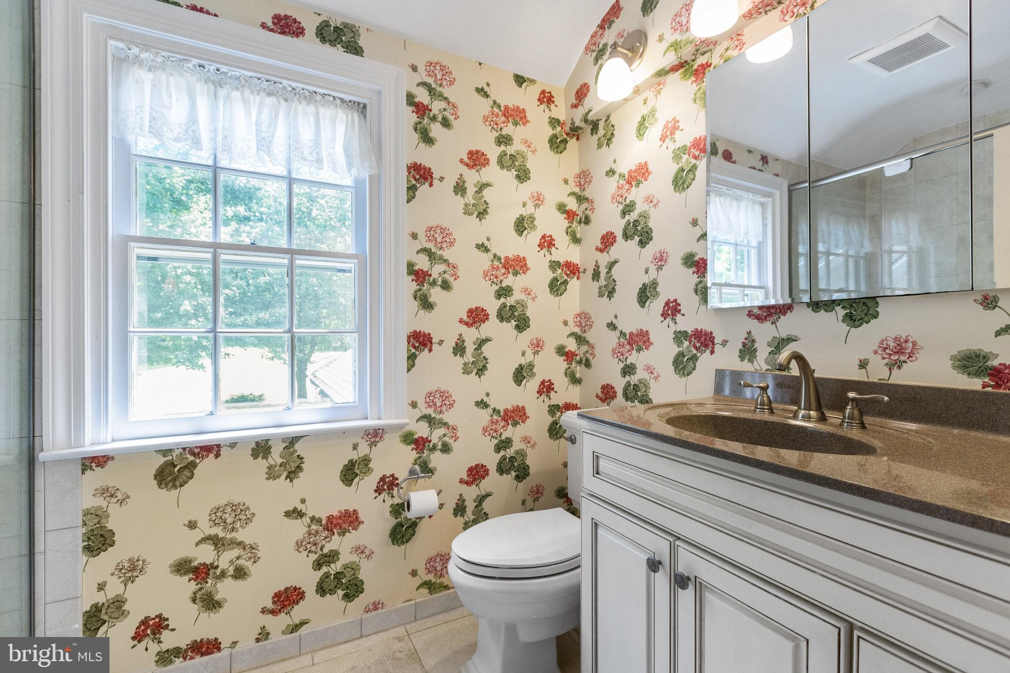 2161 Paper Mill Road Huntingdon Valley, PA 19006 - Photo 30 of 56 Hall Bath