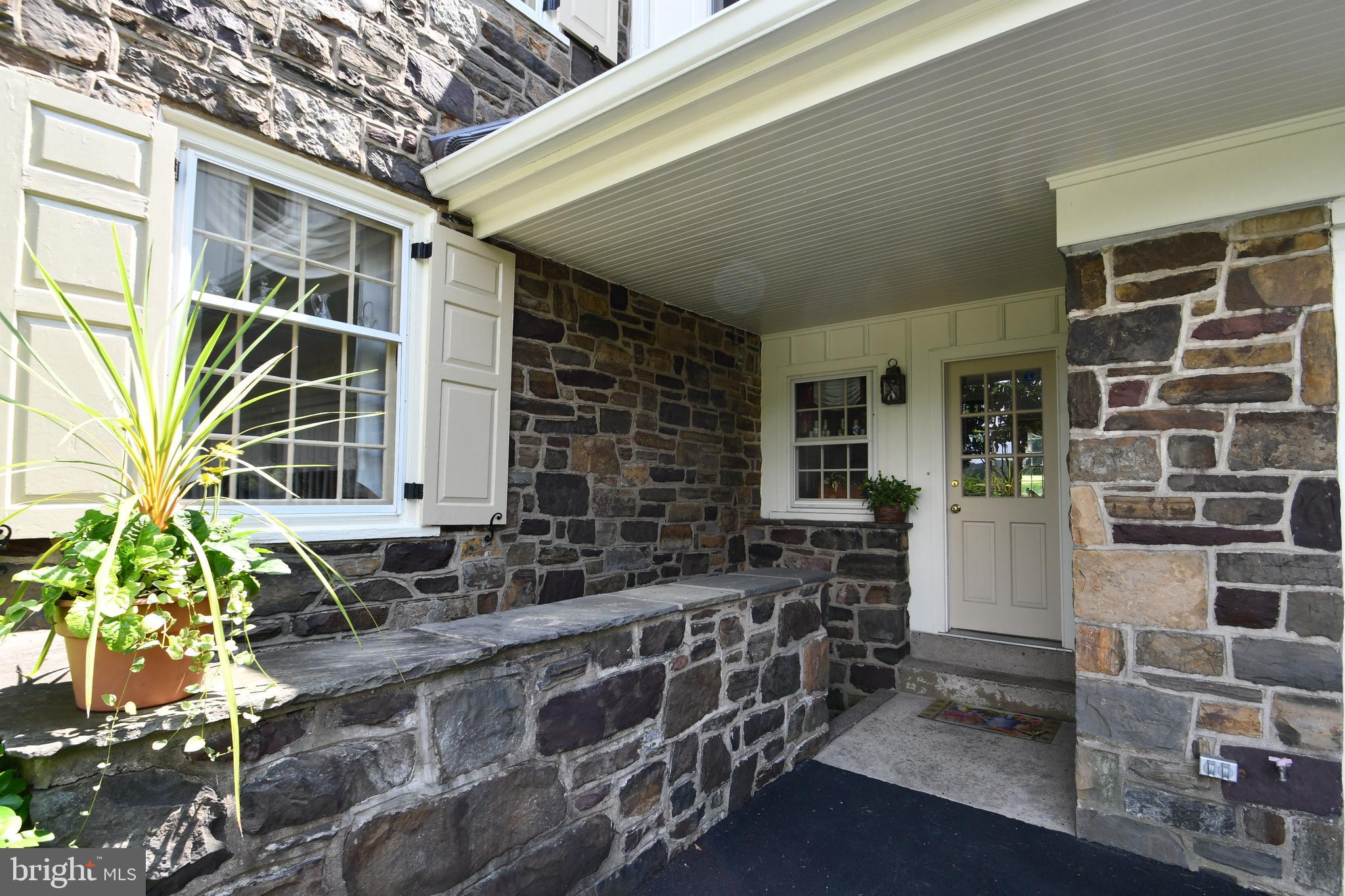 2161 Paper Mill Road Huntingdon Valley, PA 19006 - Photo 7 of 56 Driveway Entrance