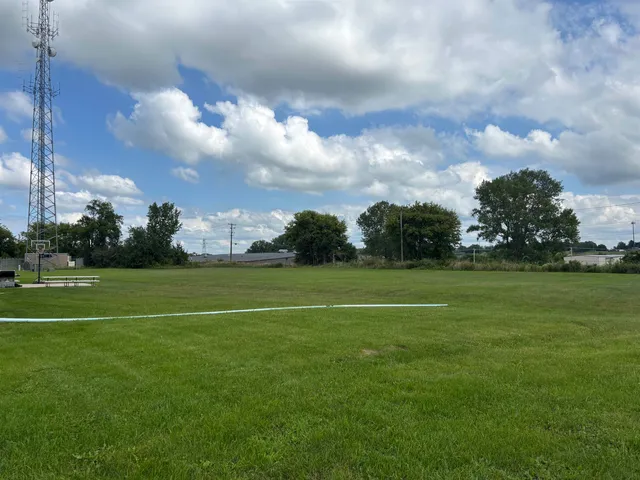 $250,000 | 302 Industrial Drive, Columbus, WI 53925