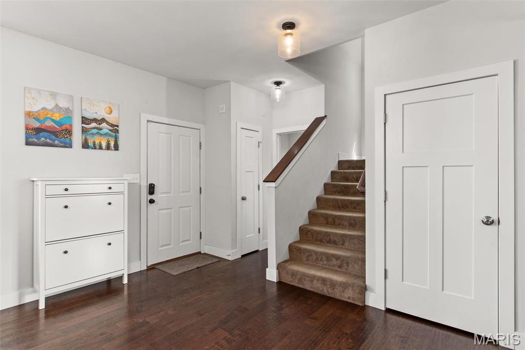 3208 Henrietta Street St. Louis, MO 63104 - Photo 3 of 24