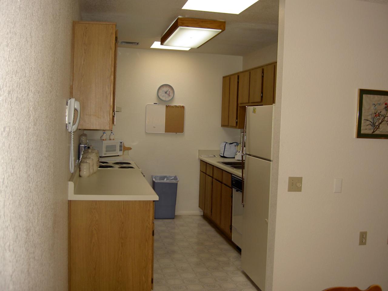 14300 West Bell Road, Unit 428 Surprise, AZ 85374 - Photo 3 of 5 Kitchen