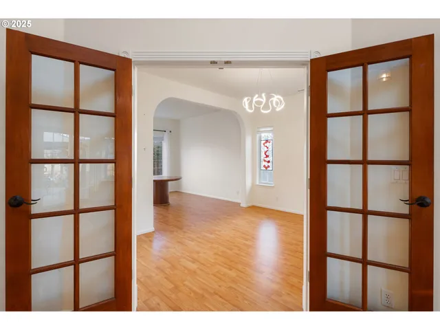 $600,000 | 3180 Duck Horn Drive, Eugene, OR 97404