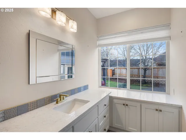 $600,000 | 3180 Duck Horn Drive, Eugene, OR 97404