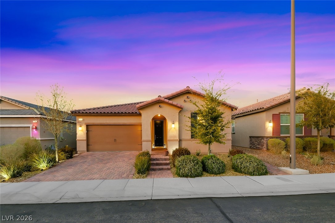 2922 Ventana Ridge Avenue Henderson, NV 89044 - Photo 1 of 57 Welcome to 2922 Ventana Ridge with 2240 sf of living space, 4BD|2.5 BA m and a lot size of 5,663sf.
