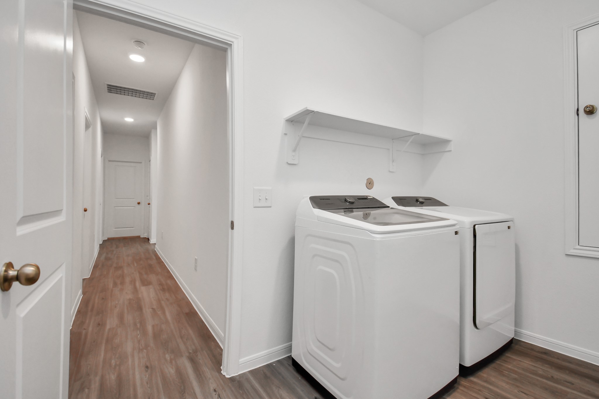 16150 Elbridge Court Conroe, TX 77302 - Photo 17 of 46 Home equipped with Washer and Dryer located in the utility room that is inside the home, with easy access from garage.
