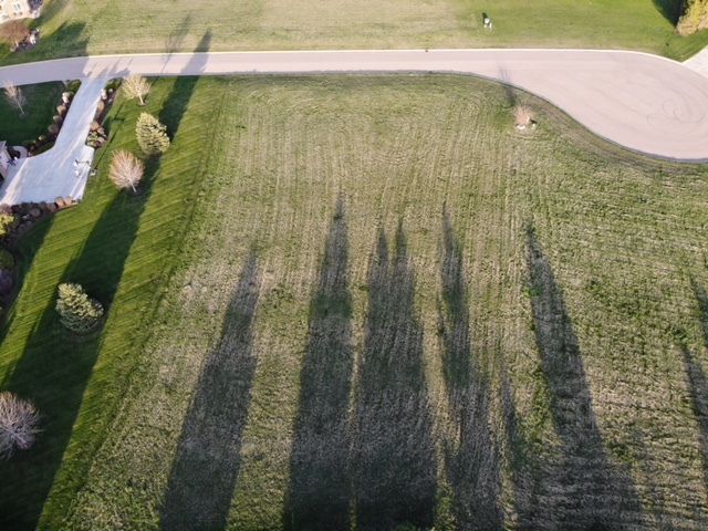 2961 East 1489th Road Ottawa, IL 61350 - Photo 4 of 8 a bathroom with a shower