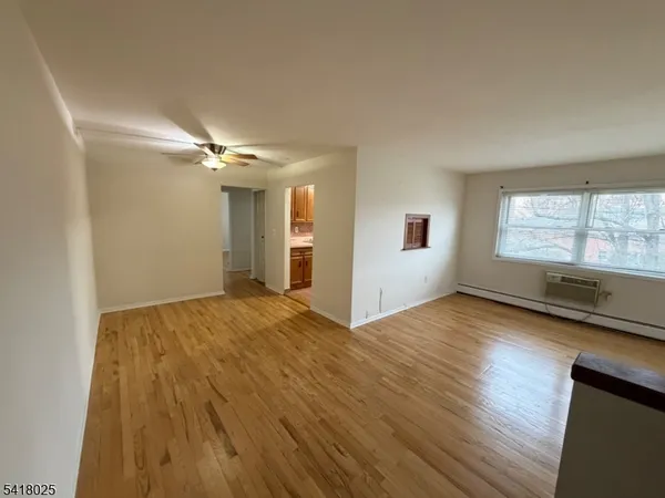 $2,050 | 16 Knox Terrace, Wayne, NJ 07470