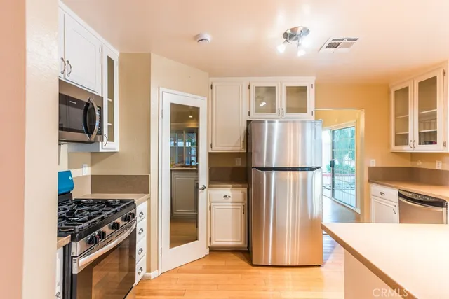 $899,000 | 23132 Posada Drive, Valencia, CA 91354