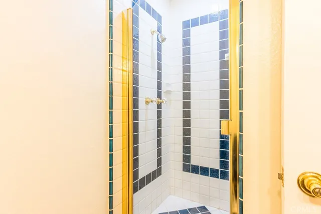 $899,000 | 23132 Posada Drive, Valencia, CA 91354