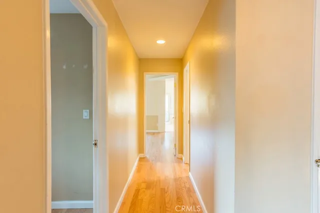 $899,000 | 23132 Posada Drive, Valencia, CA 91354