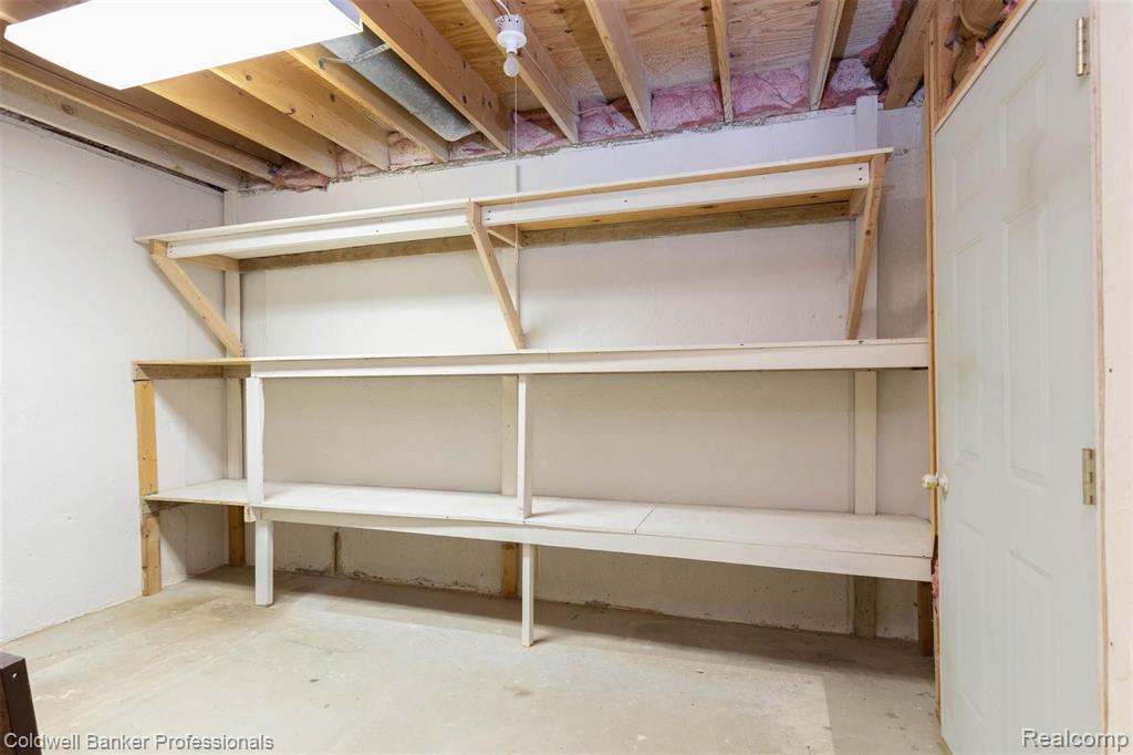 2040 Reagan Drive Rochester Hills, MI 48309 - Photo 33 of 42