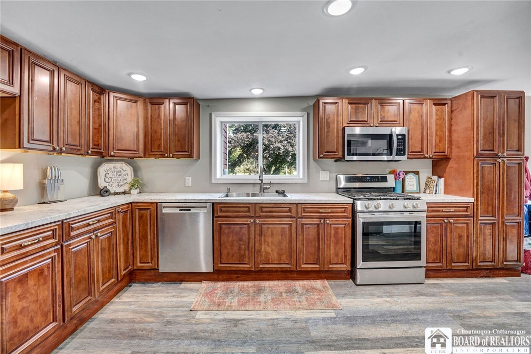 152 Main Street Randolph, NY 14772 - Photo 3 of 36