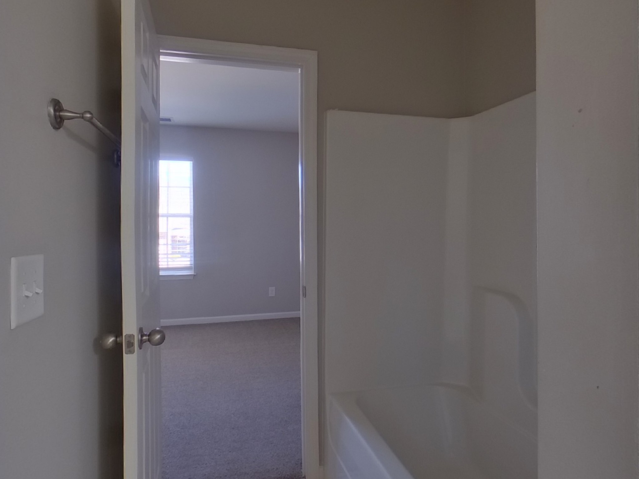 611 Prominence Road Columbia, TN 38401 - Photo 14 of 16 a view of a hallway