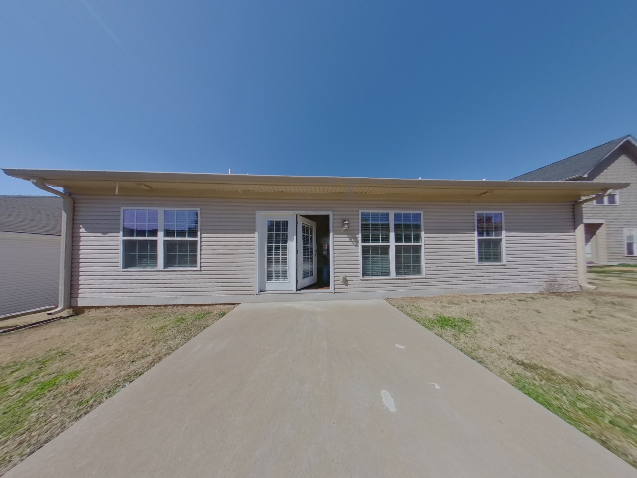 611 Prominence Road Columbia, TN 38401 - Photo 16 of 16 front view of a house with a dry yard