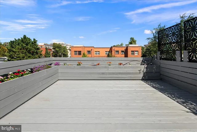 a view of a terrace with sky view