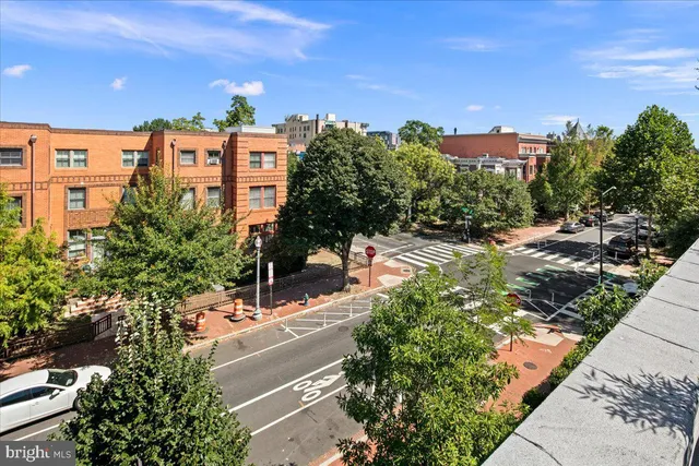 $925,000 | 1102 T Street Northwest, Washington, DC 20001