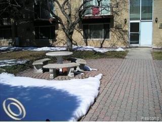 2655 East Maple Road, Unit 12 Birmingham, MI 48009 - Photo 2 of 4 2655 maple patio.jpg