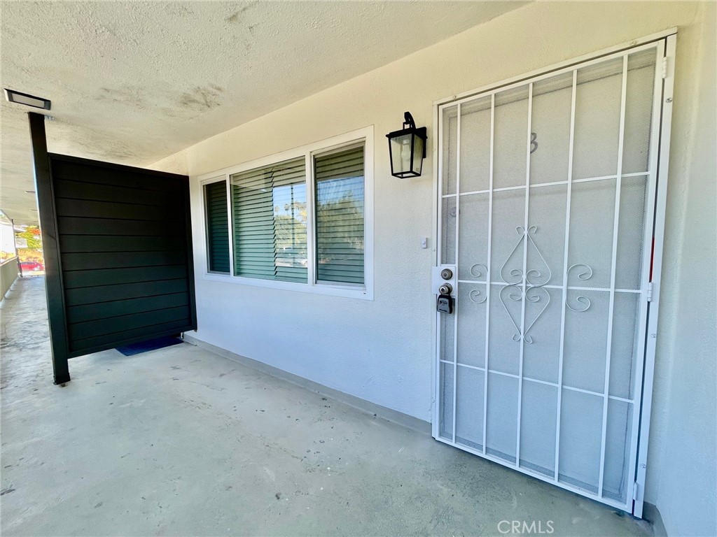 821 Calle Puente, Unit 3 San Clemente, CA 92672 - Photo 10 of 11 a view of an empty room with a window