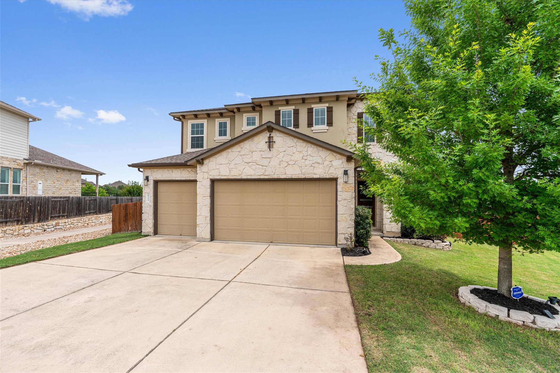 622 Cheyenne Lane Cedar Park, TX 78613 - Photo 3 of 40 Curbside appeal meets a peaceful neighborhood vibe in this Brushy Creek standout, featuring a spacious two-car garage and a manicured lawn