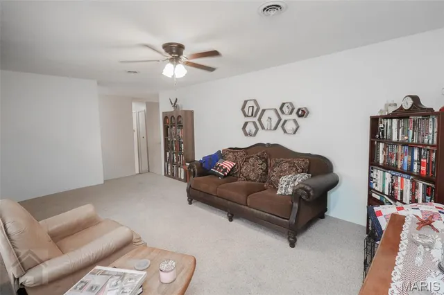 $209,999 | 32 Barkley Drive, Waynesville, MO 65583