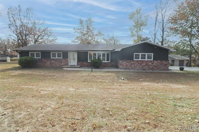 $209,999 | 32 Barkley Drive, Waynesville, MO 65583