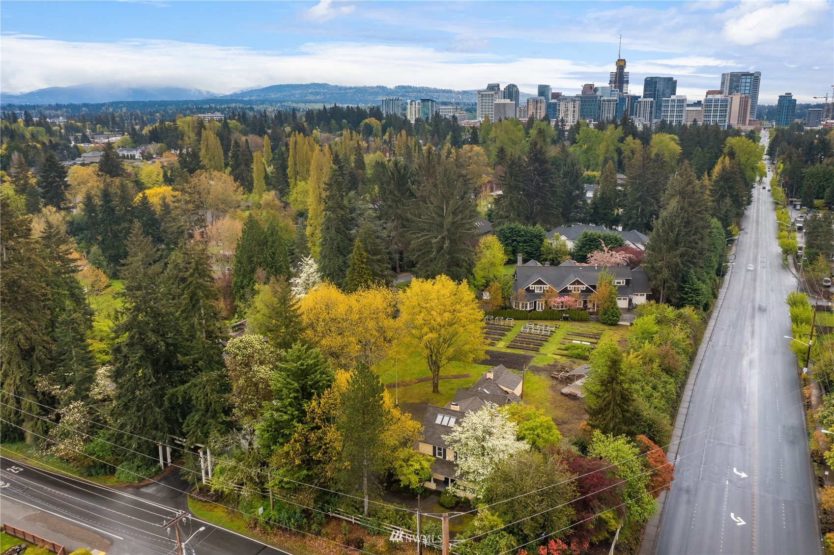 1 Diamond Ranch South Bellevue, WA 98004 - Photo 7 of 25 Gallery Image 7