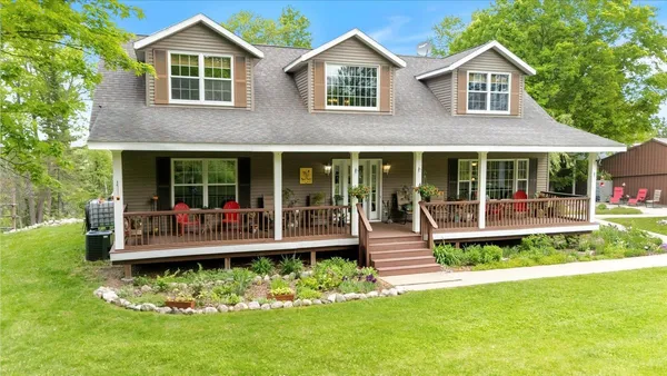 $489,000 | 19632 County Road 434, Bovey, MN 55709