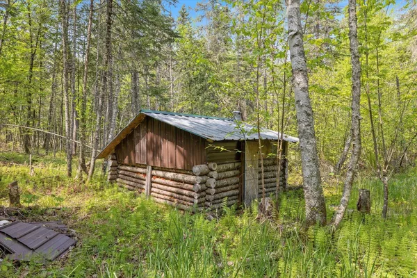 $489,000 | 19632 County Road 434, Bovey, MN 55709