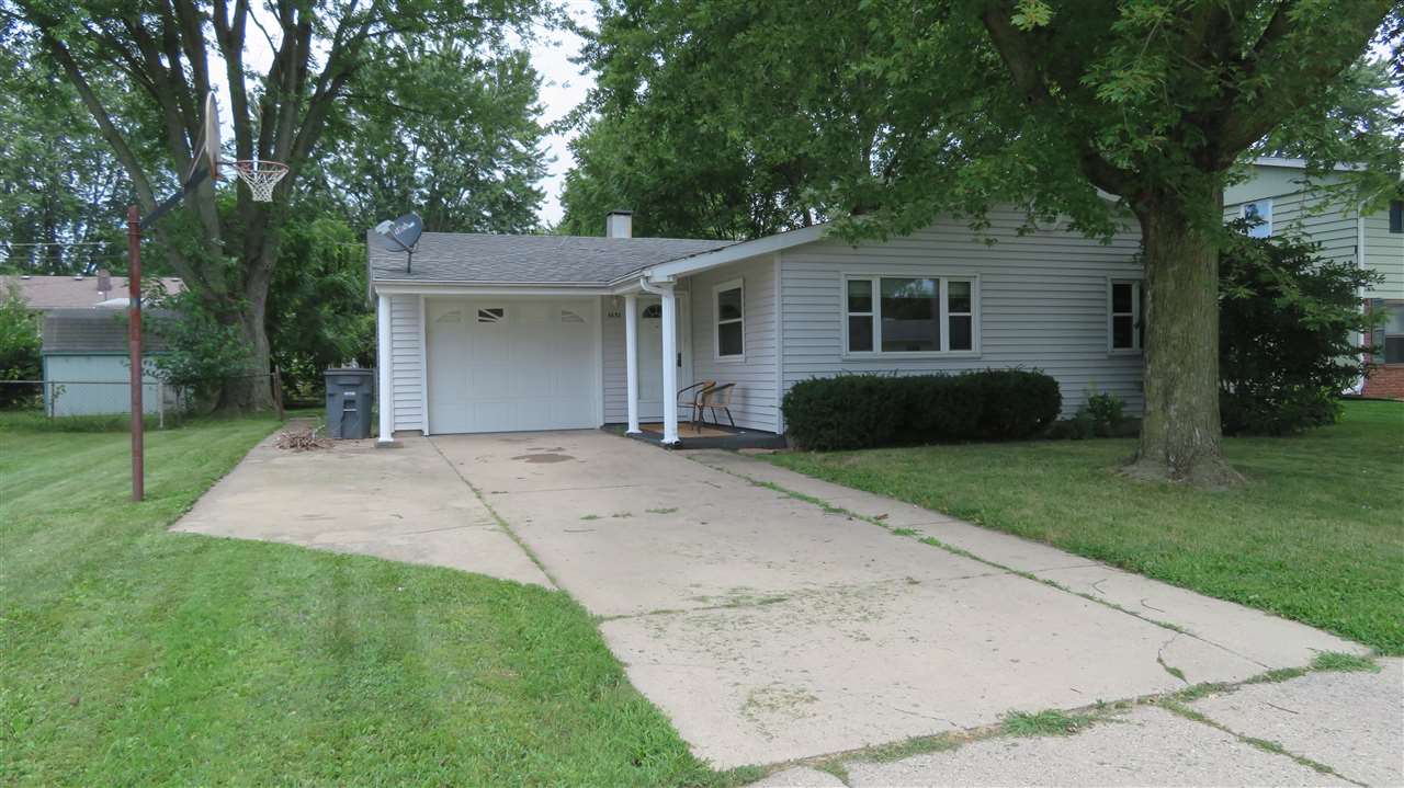 1632 Oakhill Road Kokomo, IN 46902 - Photo 1 of 20 Gallery Image 1