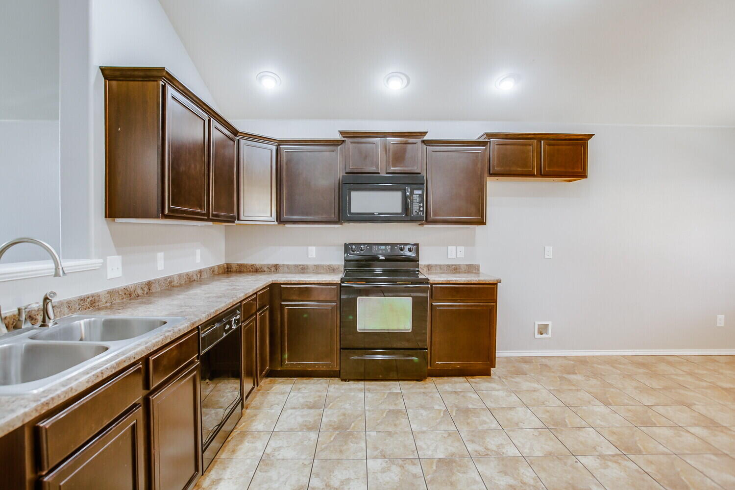 6902 95th Street Lubbock, TX 79424 - Photo 5 of 15 l-104