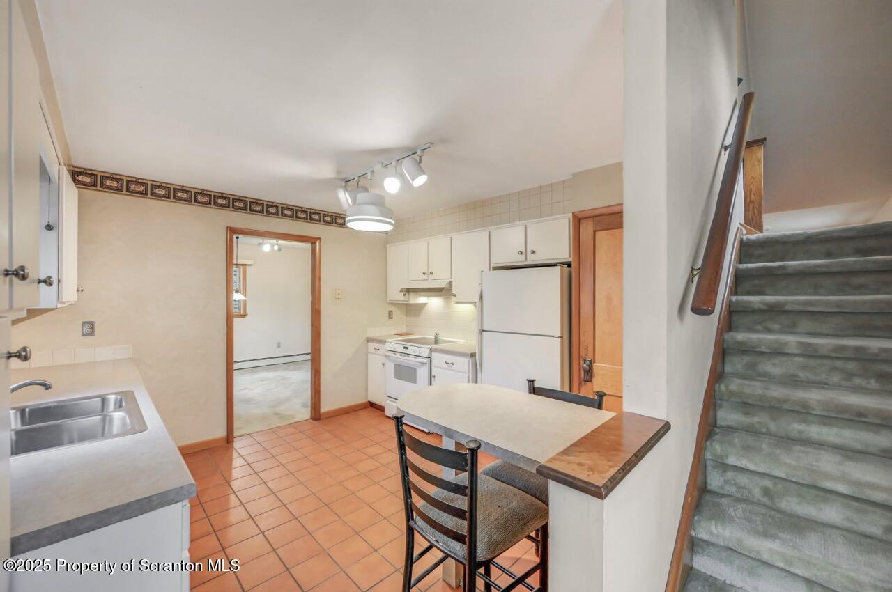 216 North Abington Road Clarks Green, PA 18411 - Photo 28 of 71 216 N Abington Rd 25 Large