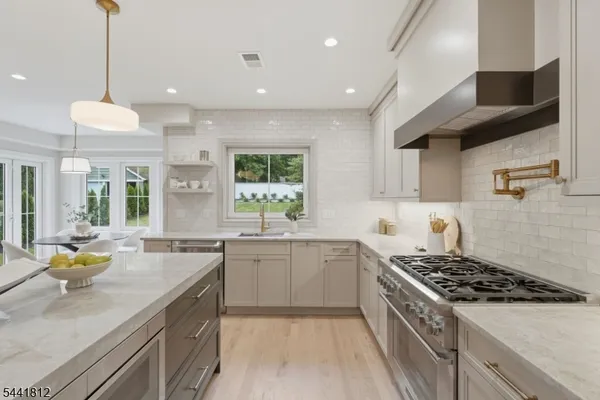 $2,350,000 | 67 Myrtle Avenue, Millburn, NJ 07041