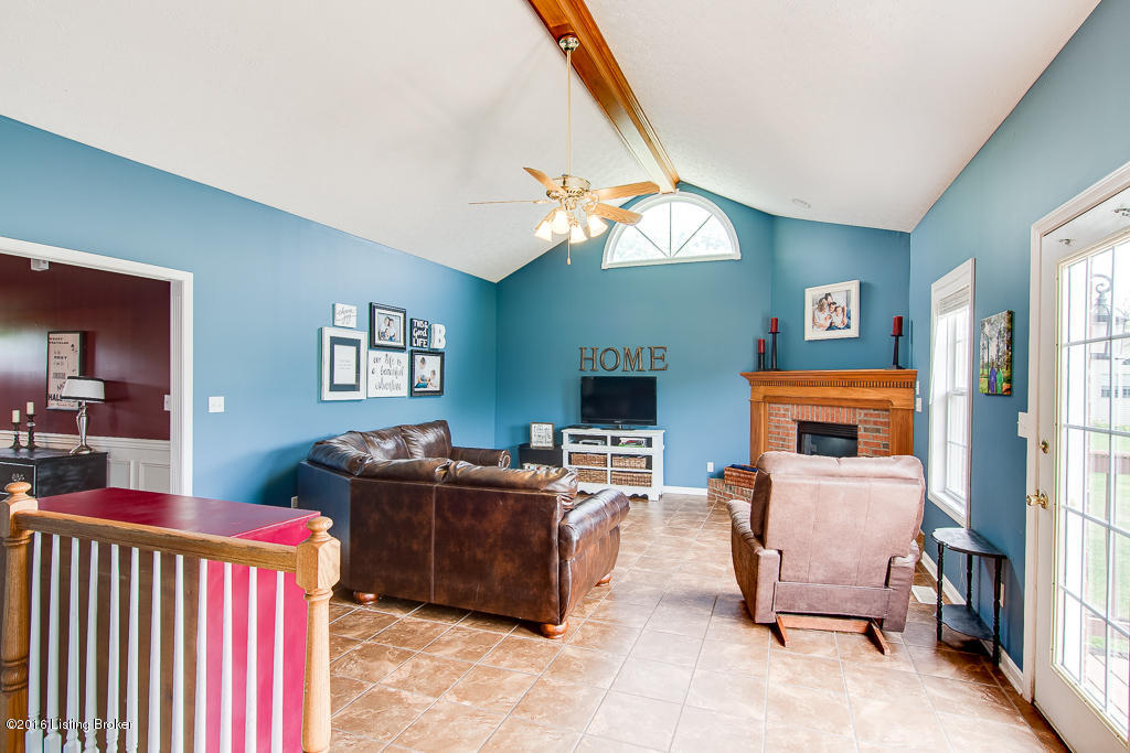 7003 Colton Rd-8